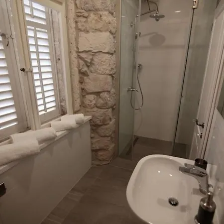 Apartment Cava - Comfort One Bedroom With Patio And Sea ...