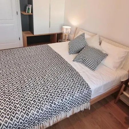 Cava - Comfort One Bedroom With Patio And Sea ...